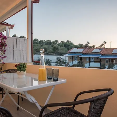 Caretta Village Apartmán *