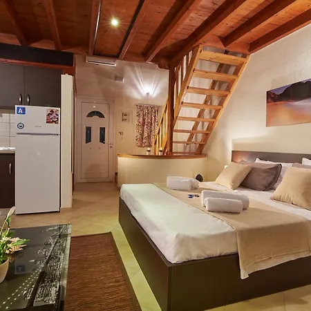 Caretta Village Apartament Toroni