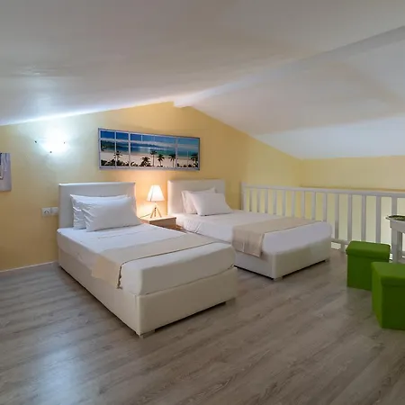 Caretta Village شقة *