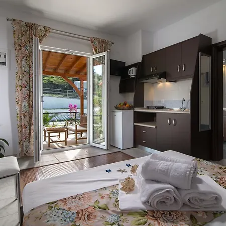 Caretta Village Apartament Torone